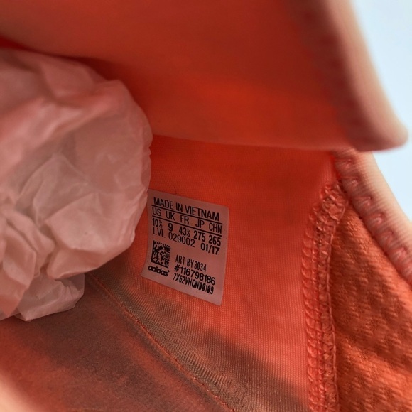 Adidas Women’s NMD R1 Runner Sun Glo White Peach - Picture 12 of 12